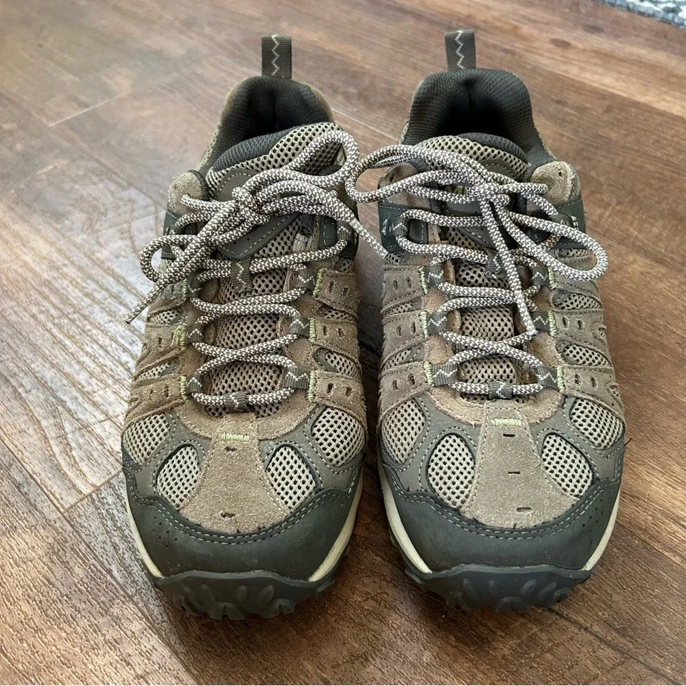 Merell Women’s Accentor 3 Hiking Shoes